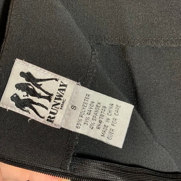 Runway MMC Black Mini Skirt Y2K - Picture 4 of 4